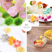 Silicone Honeycomb Ice Cube Tray with Lid – 37 Grid, Stackable & Easy-Release